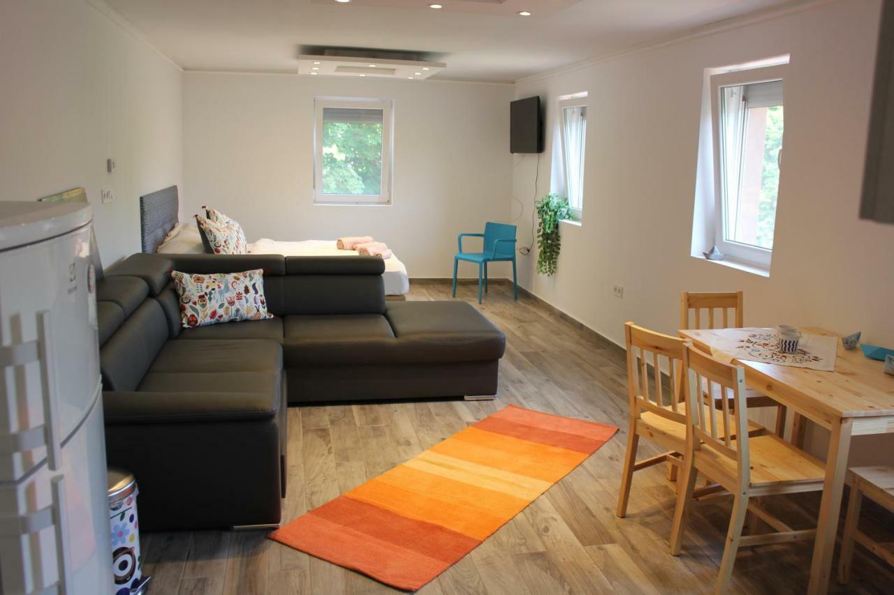 Magnolia Apartman Apartment Siofok Exterior photo